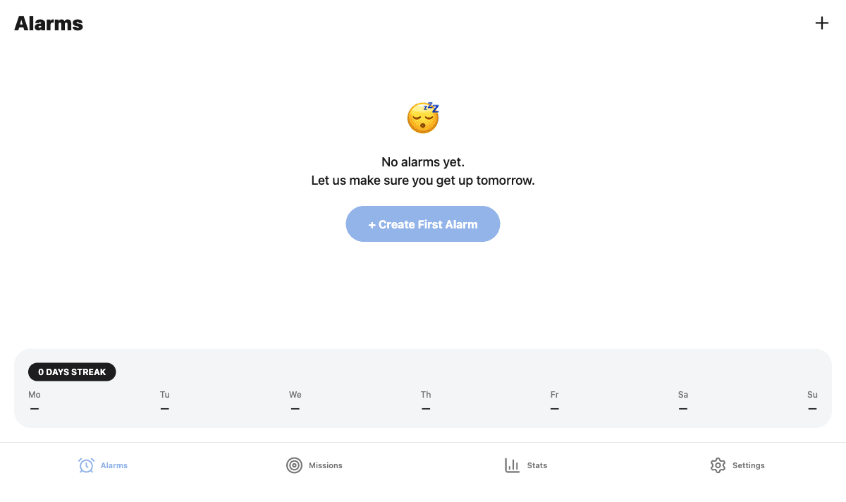 WakeRush home dashboard with alarms list and streak calendar